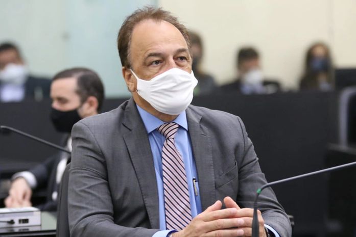Deputado Galba Novaes