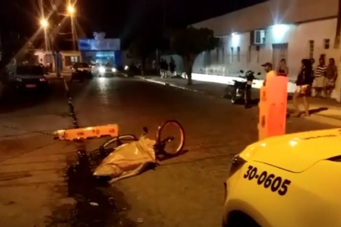 Jovem foi morto a tiros no bairro Primavera