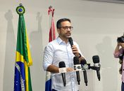 Paulo Dantas durante coletiva