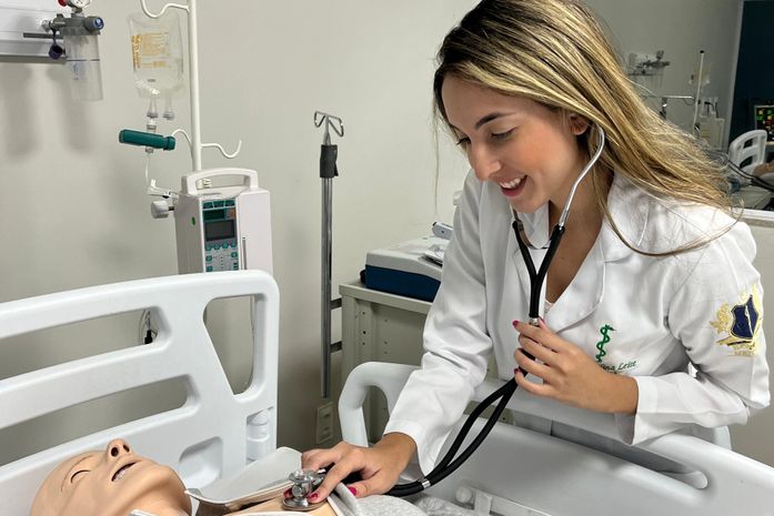 Unima | Afya está com vestibular de Medicina aberto - 78 vagas e estrutura de excelência