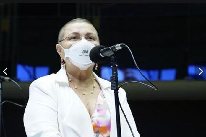 Tereza Nelma pede prioridade na vacinação das comunidades Quilombolas de Alagoas