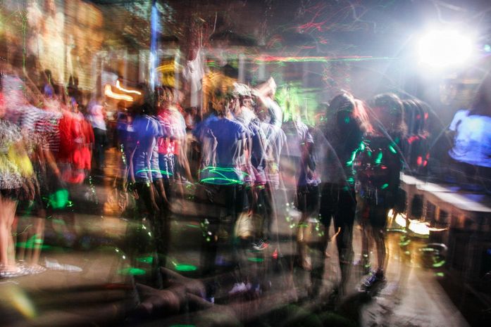 Popiparque: evento reúne discotecagem de clássicos da música nacional e internacional