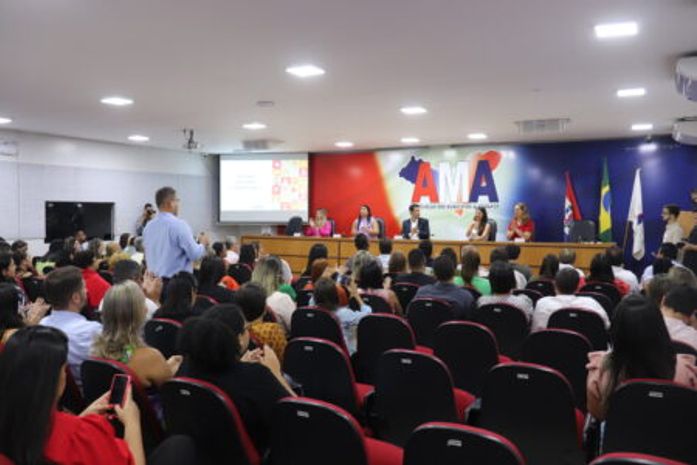 Ações de combate à violência infantil são apresentadas na AMA