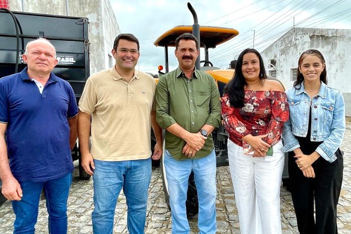 Em Mar Vermelho Conagreste entrega maquinários e leva orientações sobre o SIM aos empreendedores locais