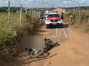 Jovem é encontrado morto com marcas de tiros ao lado de moto na zona rural de Lagoa da Canoa