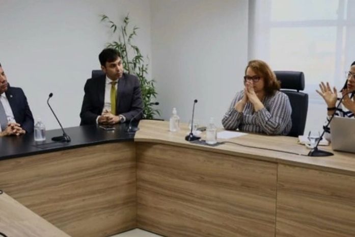 Reunião define concurso público para o SAMU Arapiraca