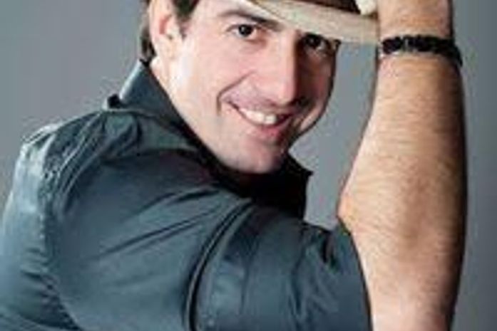 Festividades da Ressaca do Carnaval em Major Izidoro tem apresentação de Galã do Brega