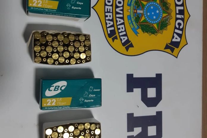 PRF prende foragido da Justiça com diversas munições em Rio Largo