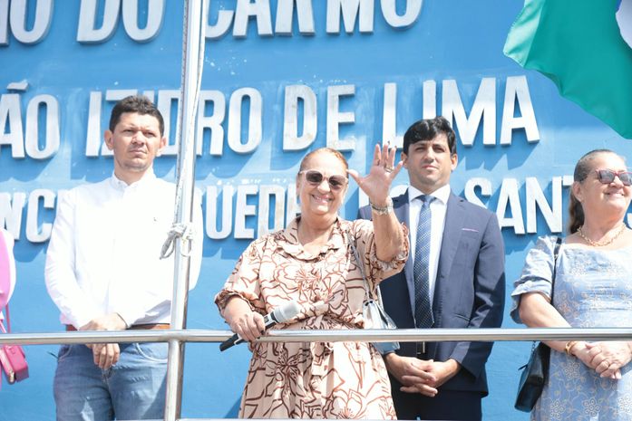 Leopoldina Amorim inicia programação dos 62 anos de emancipação política de Maribondo entregando obras importantes 
