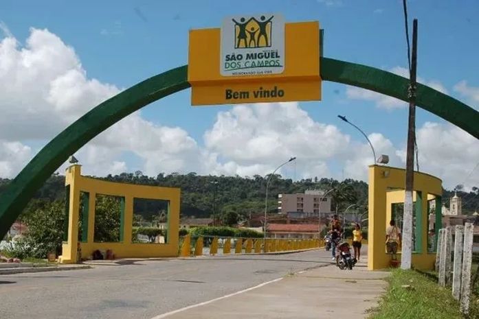 Caixa de energia de posto de saúde pega fogo em São Miguel dos Campos