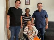 Ação social: prefeito Theobaldo Cintra e vice Leopoldo Amaral entregam cadeiras de rodas em Major