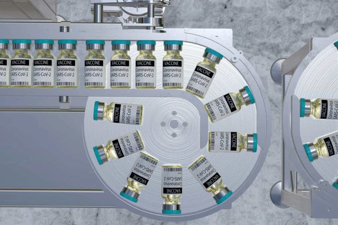 Vacina passa em teste de fábrica e Fiocruz anuncia início de produção em larga escala