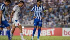 Copa do Nordeste: CSA é derrotado em casa pelo Bahia e perde a liderança do Grupo B