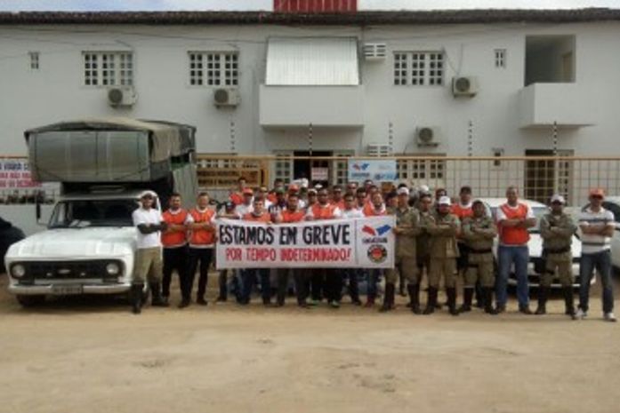 Agentes da SMTT Arapiraca entram em greve