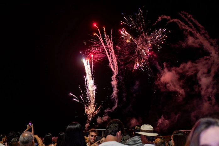 Réveillon de Paripueira ganha repercussão internacional e vira exemplo de festa inclusiva com fogos com redução de ruído