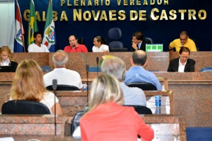 Em audiência pública sobre ELA, vereadores firmam compromisso para viabilizar centro de diagnóstico