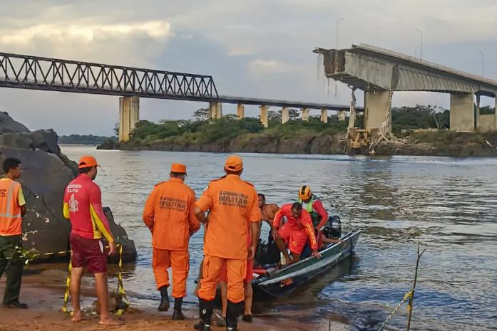 Marinha retoma busca por vítimas de queda de ponte entre MA e TO