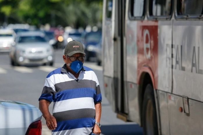 Com aprovação de lei, municípios podem exigir uso obrigatório de máscara de proteção