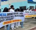 Aspro-Uncisal realiza protesto, diz que situação de professores é "critica" e pede que Governo do Estado assine processos para resolver a questão