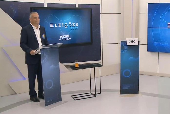 Alfredo diz que JHC ofende os eleitores ao faltar a mais um debate