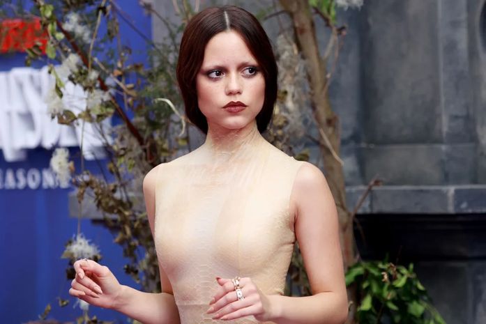 Olheiras em alta: cara de “cansada” é a nova tendência de beleza