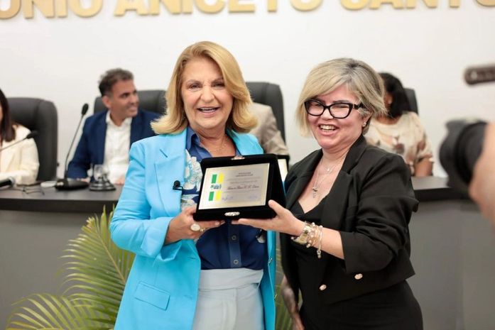 Fátima Rezende recebe título de cidadã honorária de Pilar
