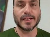 "Se Bolsonaro pudesse falar, tenho certeza que seria o voto dele”, diz Carlos ao declarar apoio a Leonardo Dias

