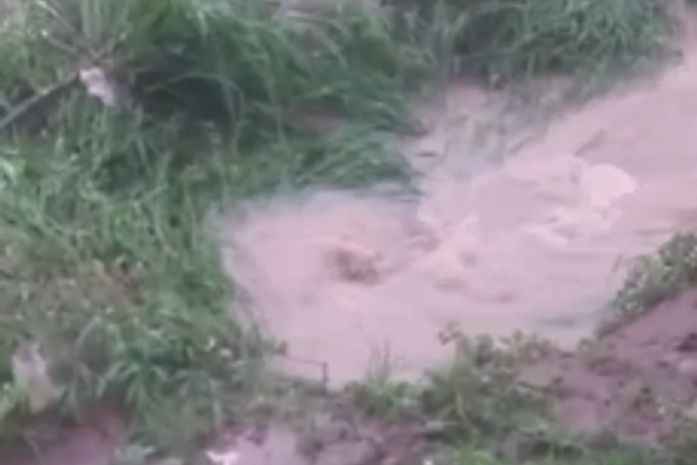 Bueiro onde menina caiu