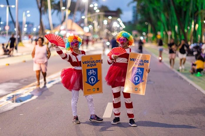 Orla Aberta: ação educativa orienta pedestres, ciclistas e usuários de veículos elétricos