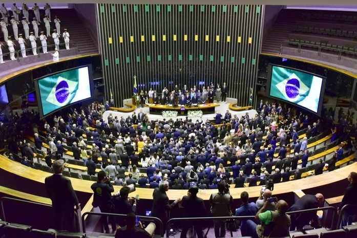 Projeto que pode aumentar número de deputados avança na Câmara; Alagoas pode perder uma cadeira