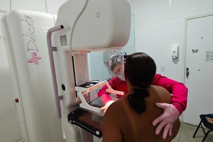 Prefeitura de Penedo promove ações do Outubro Rosa com atendimentos e palestras sobre prevenção ao câncer de mama