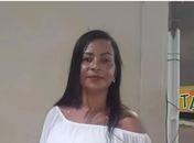  Mulher é morta a facadas na frente da filha de 3 anos em Cajueiro; autor segue foragido