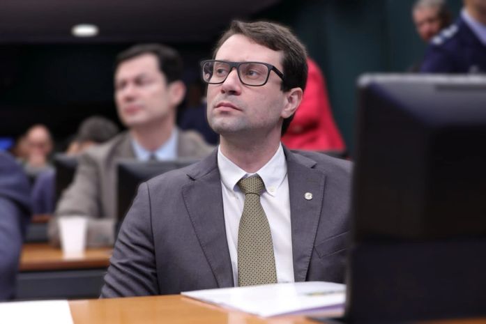 Deputado federal Daniel Barbosa destaca atuação do pedagogo no desenvolvimento da educação