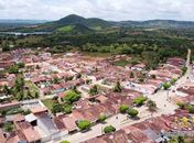 Criança de quatro anos é encontrada morta no quintal de casa em Igaci