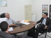 Teófilo recebe novo superintendente regional da Caixa