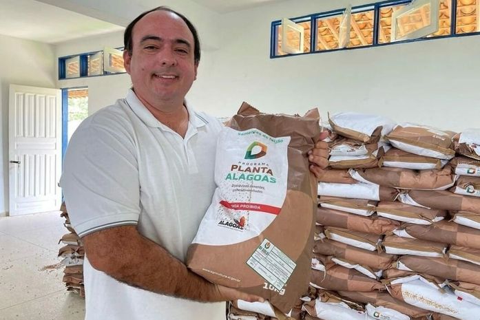 Junqueiro: Prefeito Leandro Silva anuncia chegada do Programa Planta Alagoas