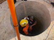 Mulher de 56 anos é resgatada após cair em fossa com seis metros de profundidade, em Arapiraca