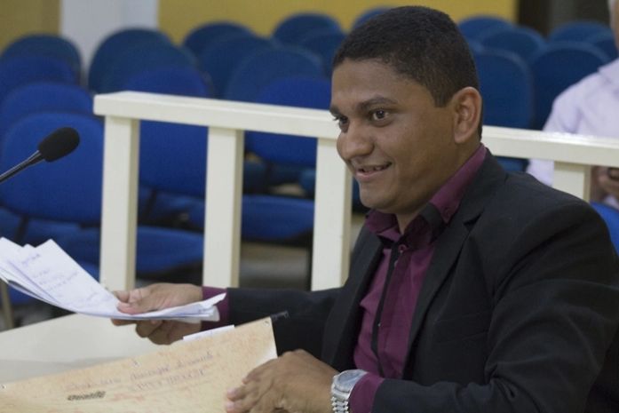 Ednaldo sabe que indicação não tem poder de lei, mas promete cobrar do gestor que atenda seu pedido e promete resistência em caso de recuo do governo