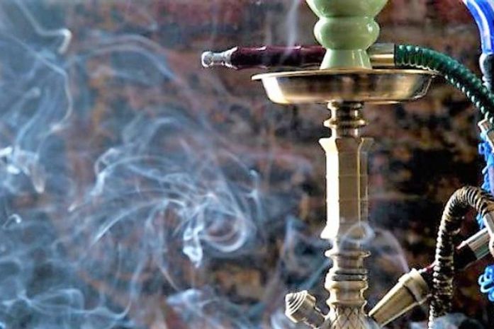 Venda de narguilé e acessórios para fumo a menores deve ser proibida, decide CDH