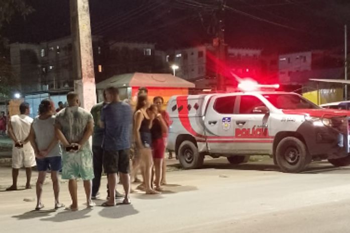 Veículo usado em atentado no Medeiros Neto é encontrado abandonado pela PM