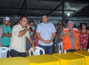 Em reunião, com moradores de Bebedouro e Mutange