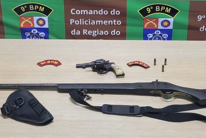 PM prende homem suspeito de ameaçar crianças com arma de fogo por causa de barulho
