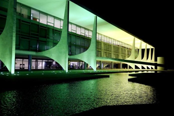 Governo vai criar banco de horas e sobreaviso para servidores públicos