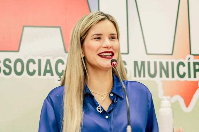Ceci Rocha, prefeita