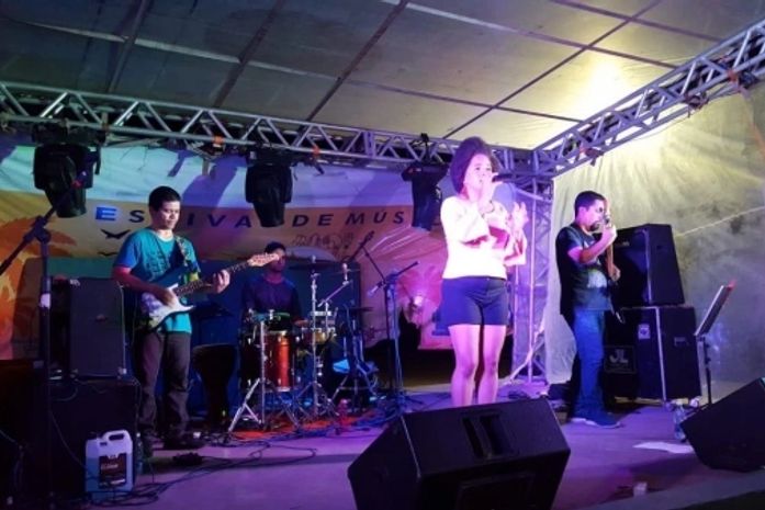 Pôr do Sol Cultural leva apresentações artísticas e culturais para orla