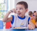 Nutricionistas garantem alimentação saudável a mais de 60 mil estudantes