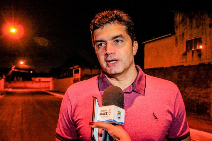 Prefeito Rui Palmeira.