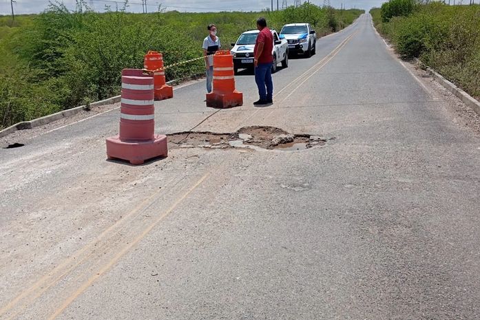 Prefeitura de Delmiro Gouveia realiza vistoria em ponte de acesso ao Distrito de Barragem Leste