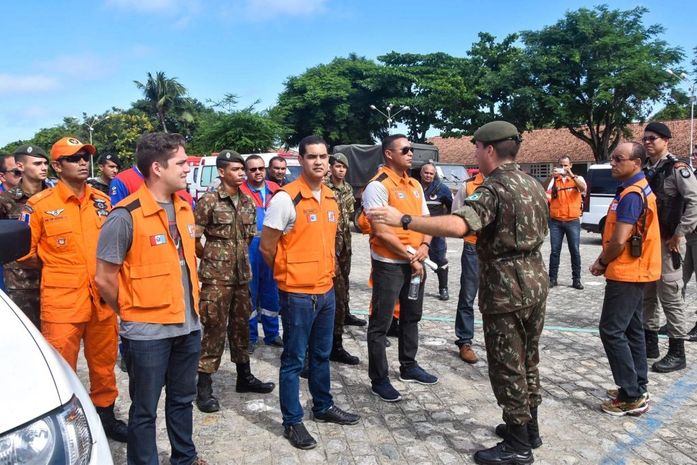 Prefeitura apoia treinamento do Exército em Maceió