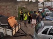 Ação flagra descarte irregular em ponto crônico de lixo no bairro do Prado
